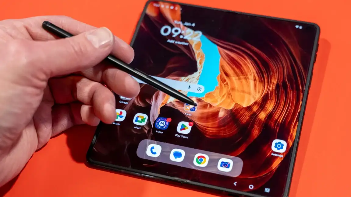 Motorola Razr Foldable 2 - Marmara Bölge Gazetesi