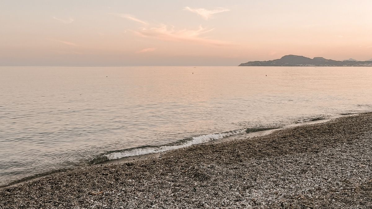 Balıkesir’in Ayvalık ilçesinde Cunda Adası sınırları içinde yer alan Ortunç