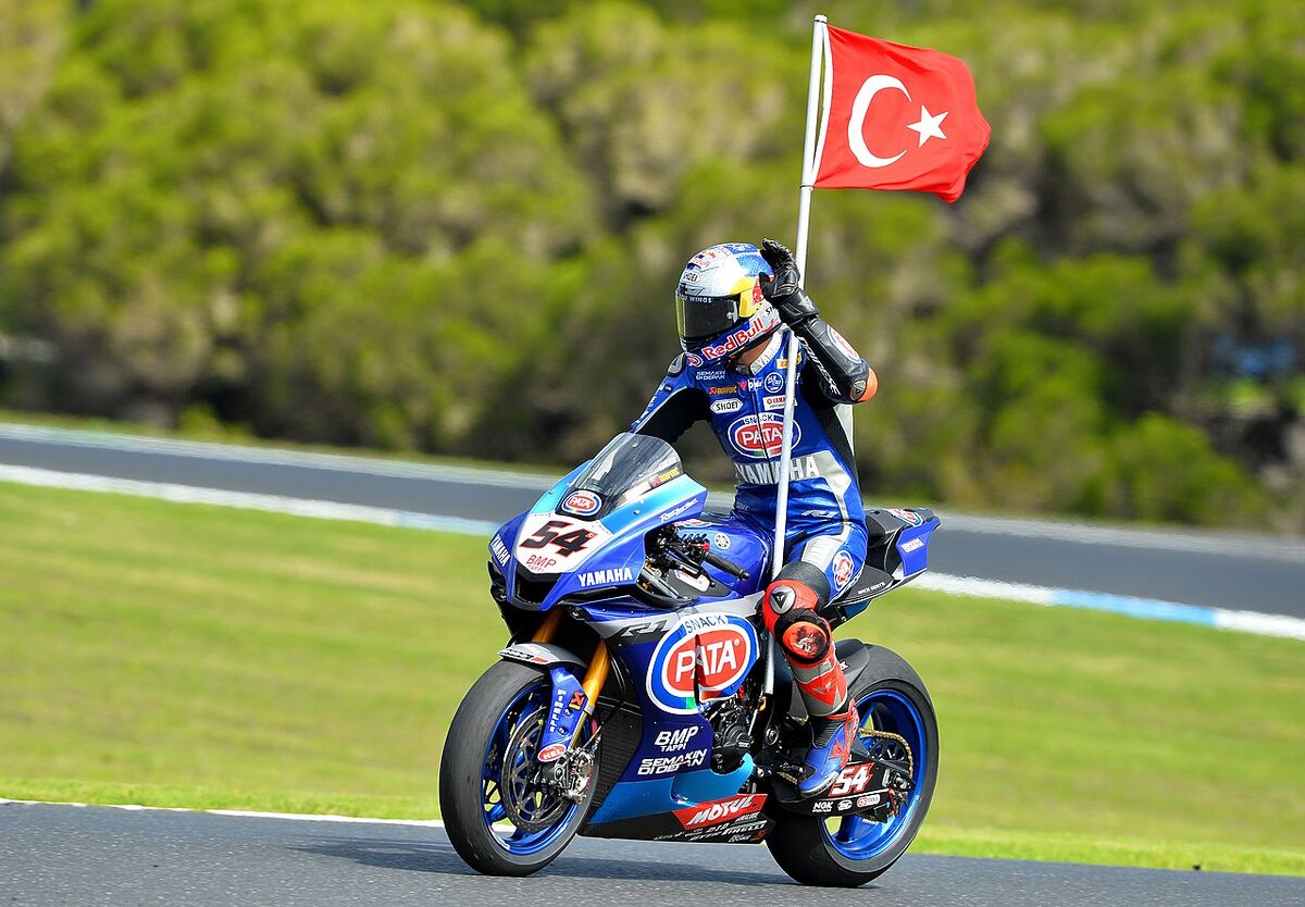 Dünya Superbike Şampiyonu milli motosikletçi Toprak Razgatlıoğlu, O Ses Türkiye