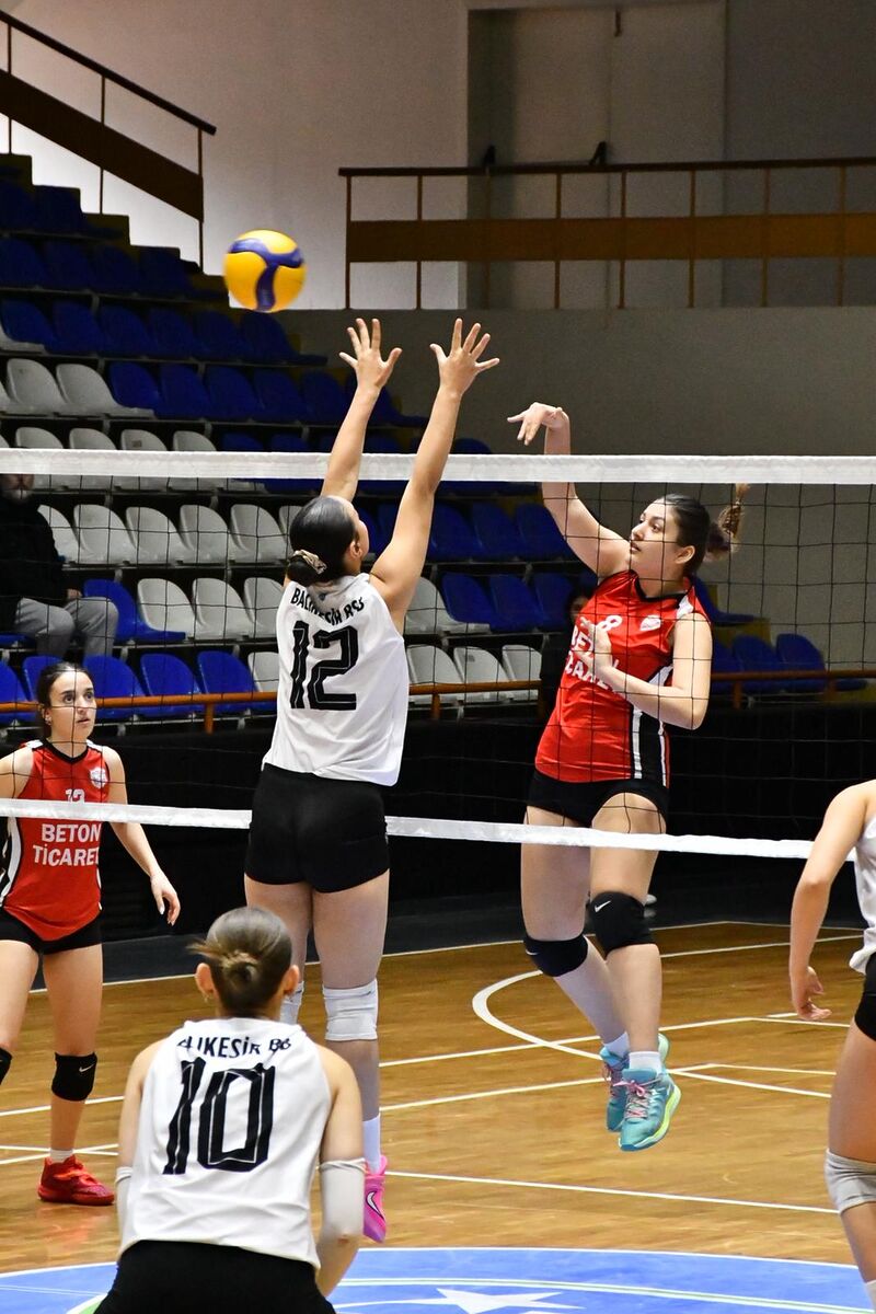 Sultanlar’dan Play-Off Yolunda Kritik Viraj WhatsApp Image 2026 01 03 at 20.00.22 - Marmara Bölge Gazetesi