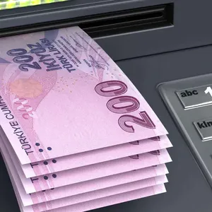 Bankaların emeklilere yönelik promosyon kampanyalarında rekabet hız kesmeden devam ediyor.