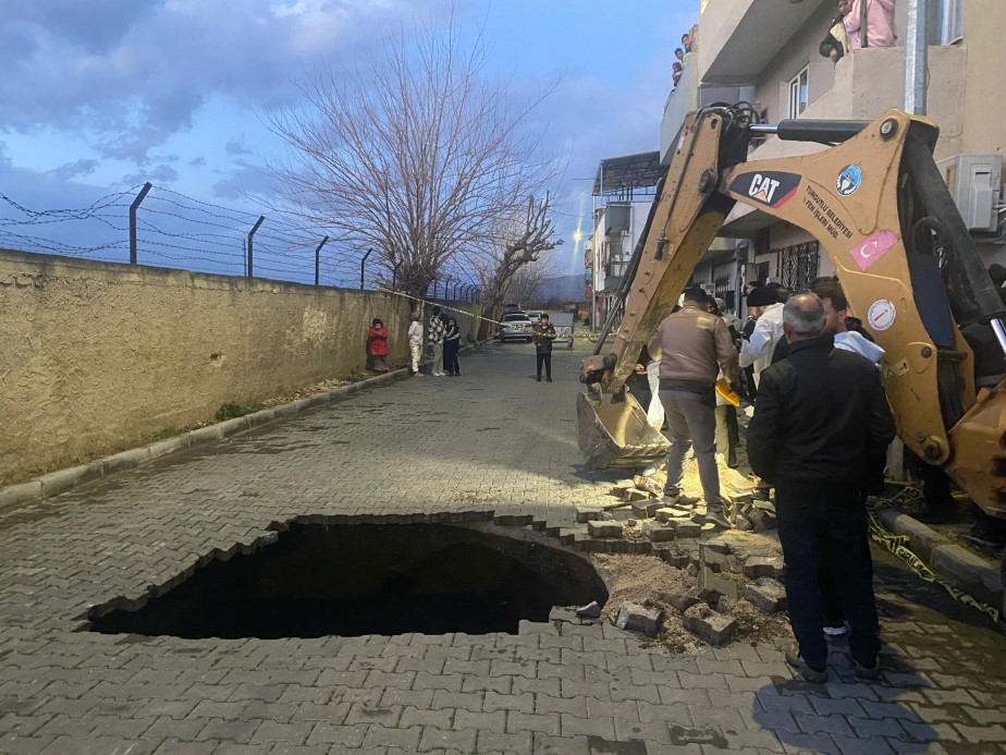 Yağmur Sonrası Dehşet! aw617465 04 - Marmara Bölge Gazetesi