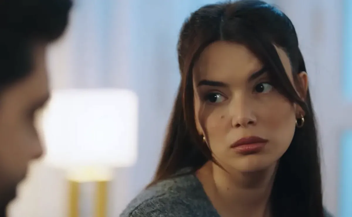 Seray Kaya Diziden Çıkarılan Partneri Doğukan Güngör’e Veda Etti kizilcik serbeti basak kim seray kaya oynadigi diziler 1758729 202512262134 20251226213448 1 - Marmara Bölge Gazetesi