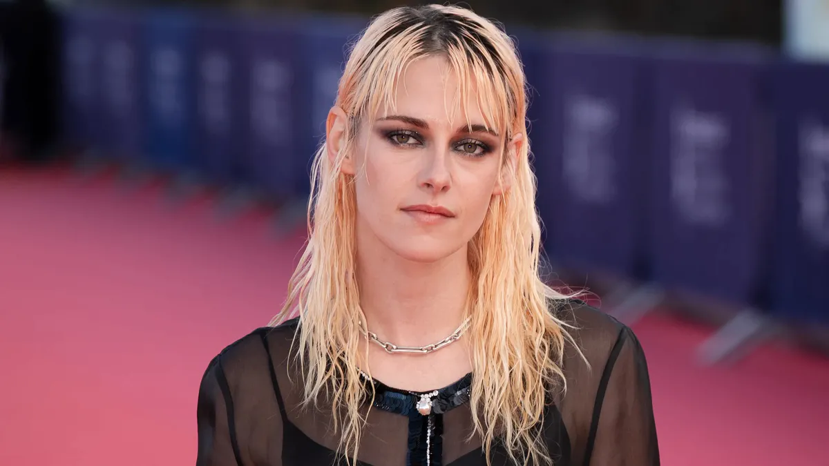 Kristen Stewart Transparan Kombiniyle Ortalığı Yıktı! kristen20hair20color - Marmara Bölge Gazetesi