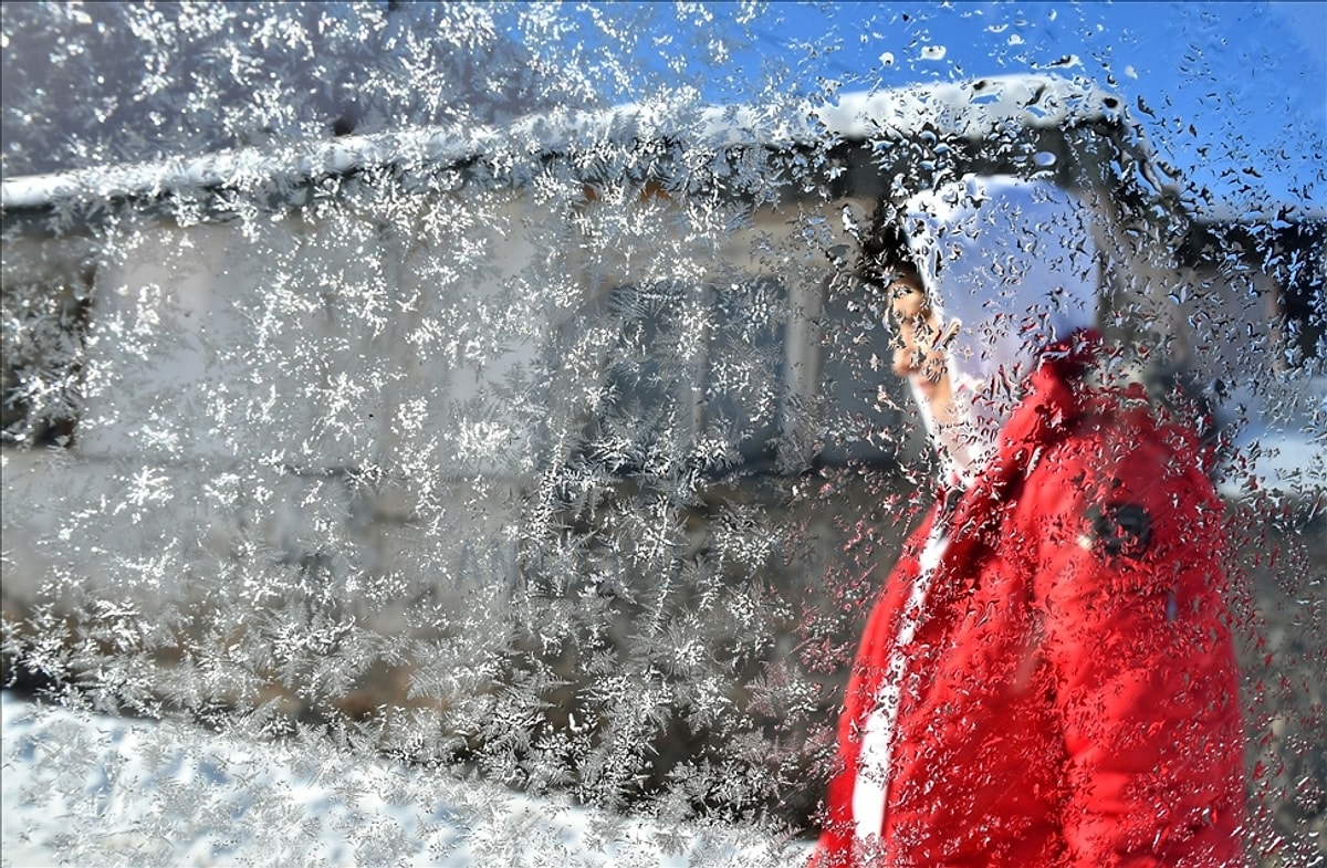 Bursa’da yeni haftada yağışlı hava etkisini artırıyor. Özellikle çarşamba günü