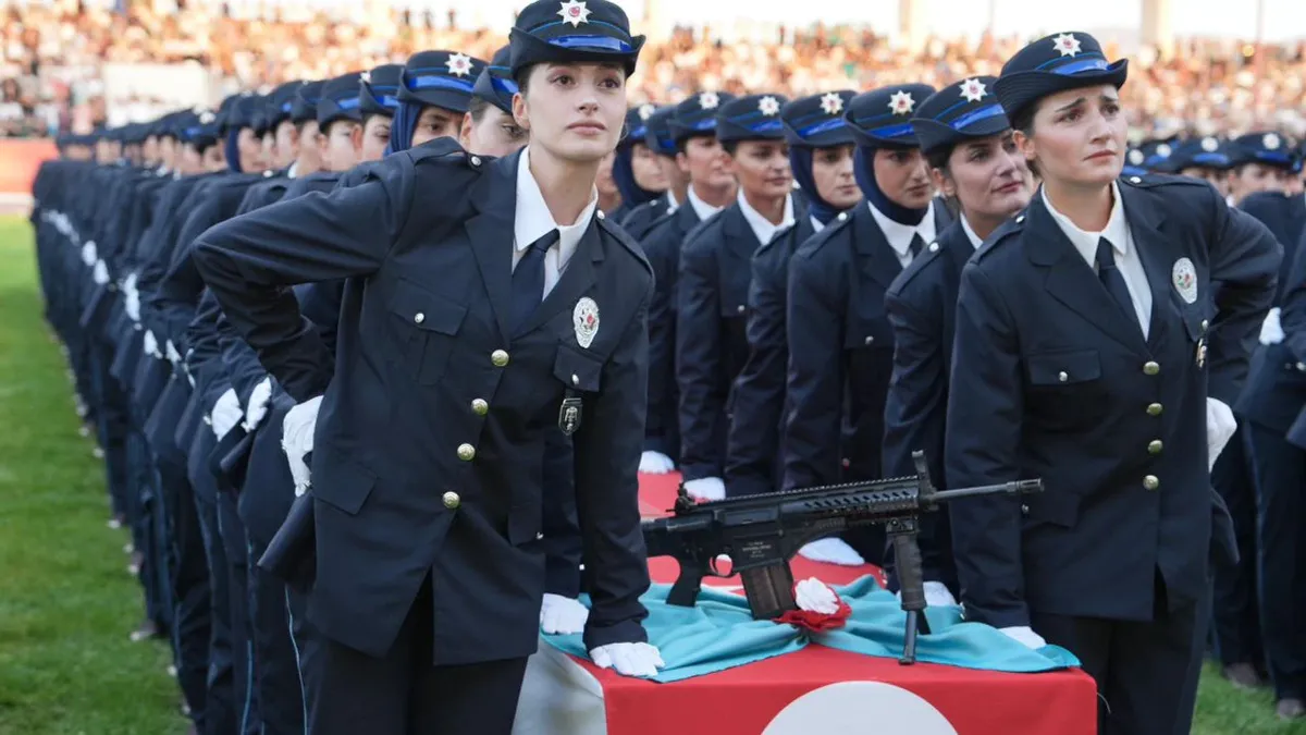 polis akademisi 30 donem mezunlarini verdi 143538 20240824 - Marmara Bölge Gazetesi