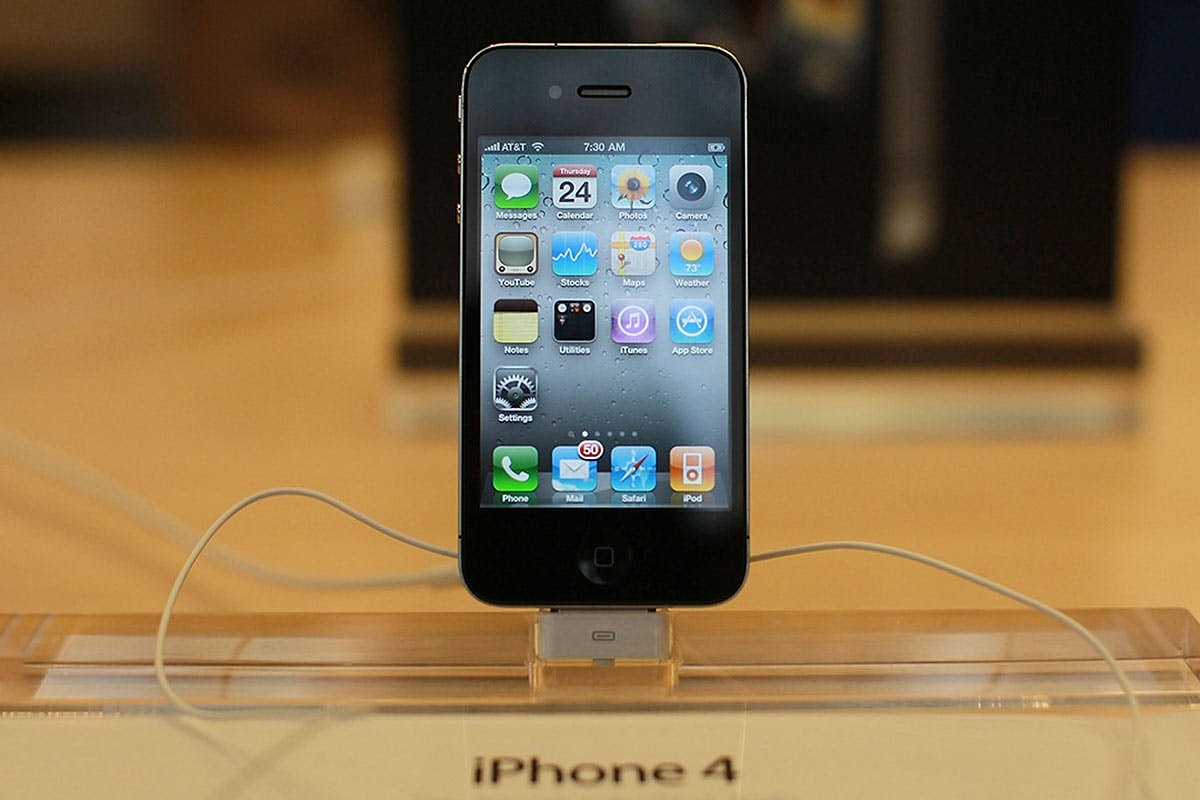Kullanıcılar Bir Bir iPhone 4'e Geri Dönüyor s 11b3ab924ea3f2699e64f8d7be5cb4ddf0e3977c - Marmara Bölge Gazetesi