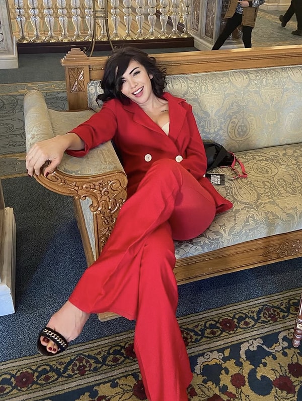 Rabia Karataş’ın da Aralarında Olduğu 6 Kişi Gözaltında s 579d15dff8f604e9efd304183ef209d0dfed9bae - Marmara Bölge Gazetesi