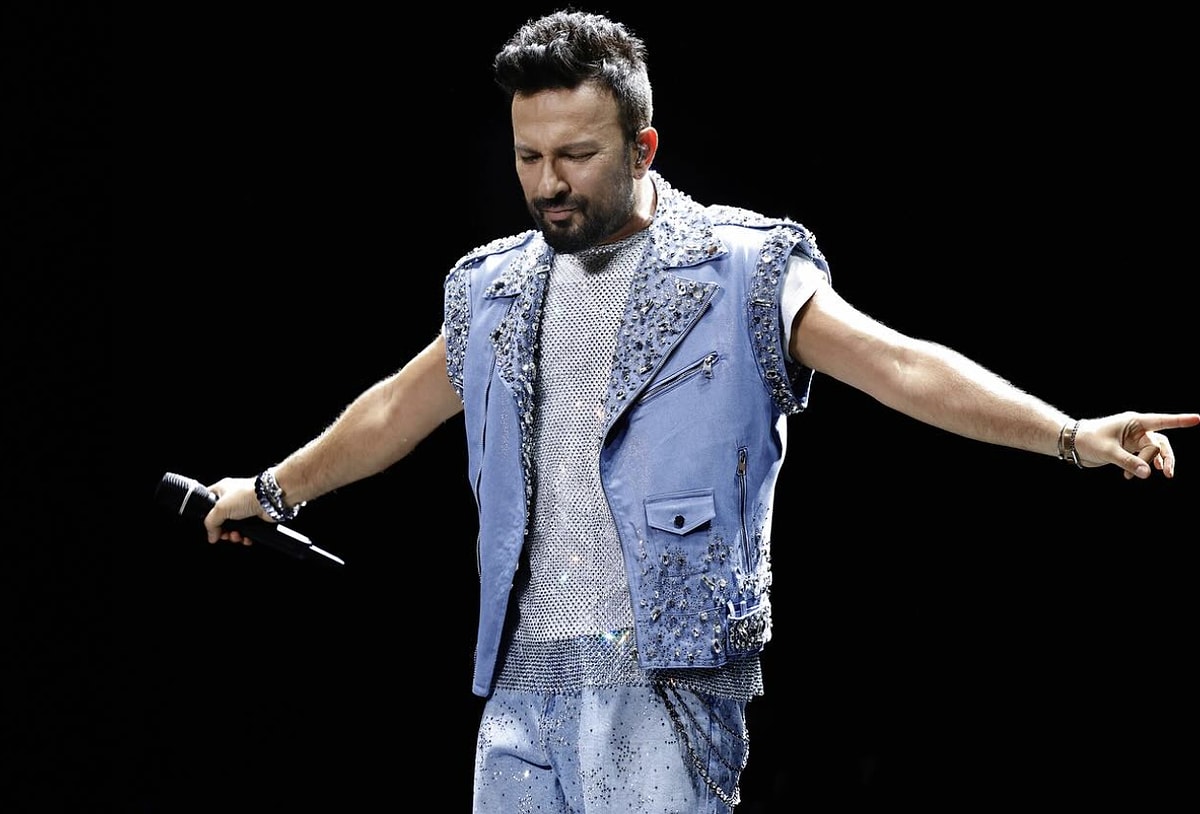 Tarkan ile Cem Yılmaz’dan Sürpriz Düet s 5847f10bc0423a977947638a6a498e241789432e - Marmara Bölge Gazetesi