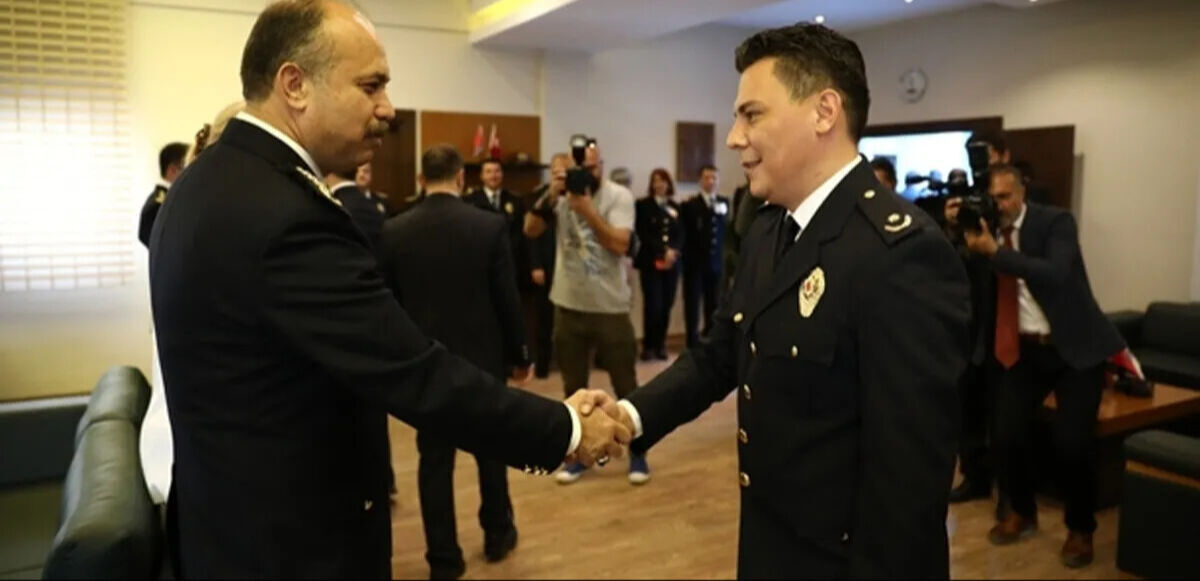 Müge Anlı’dan Canlı Yayında Eşine Sitem: “Ben de Çalışan Bir Kadınım” sinasi yuzbasioglu kimdir nereli ve kac yasinda muge anlinin esi sariyer emniyet muduru oldu 17518702505349 3 - Marmara Bölge Gazetesi