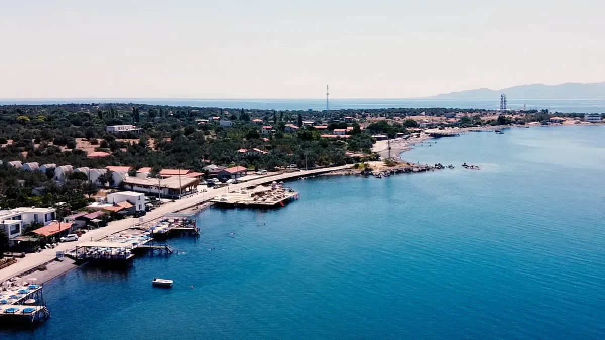 Sessizliğin Bu Kadar Güzel Olduğu Yer sivrice koyu 3 - Marmara Bölge Gazetesi
