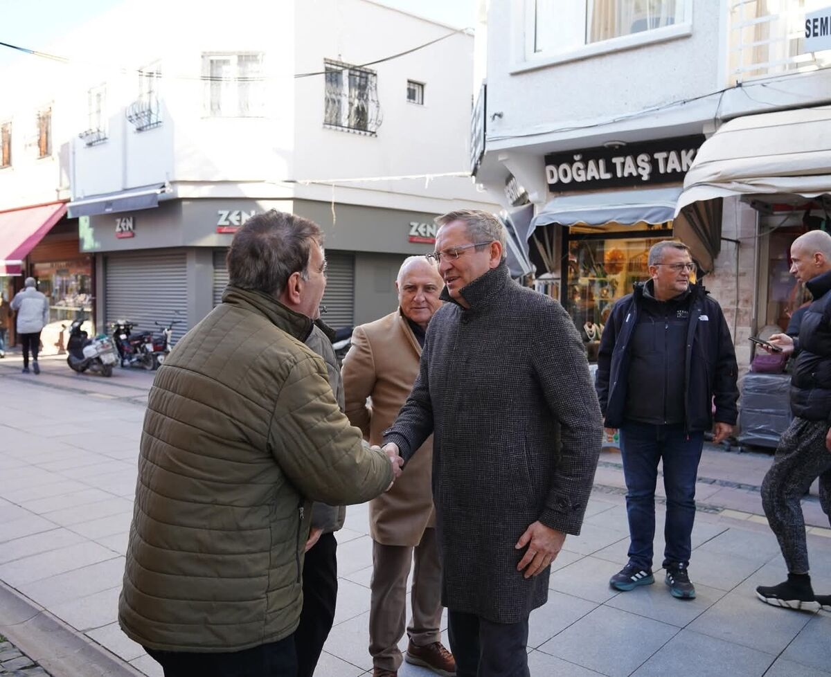 Ayvalık Belediye Başkanı Mesut Ergin, yeni yılın son gününde kent