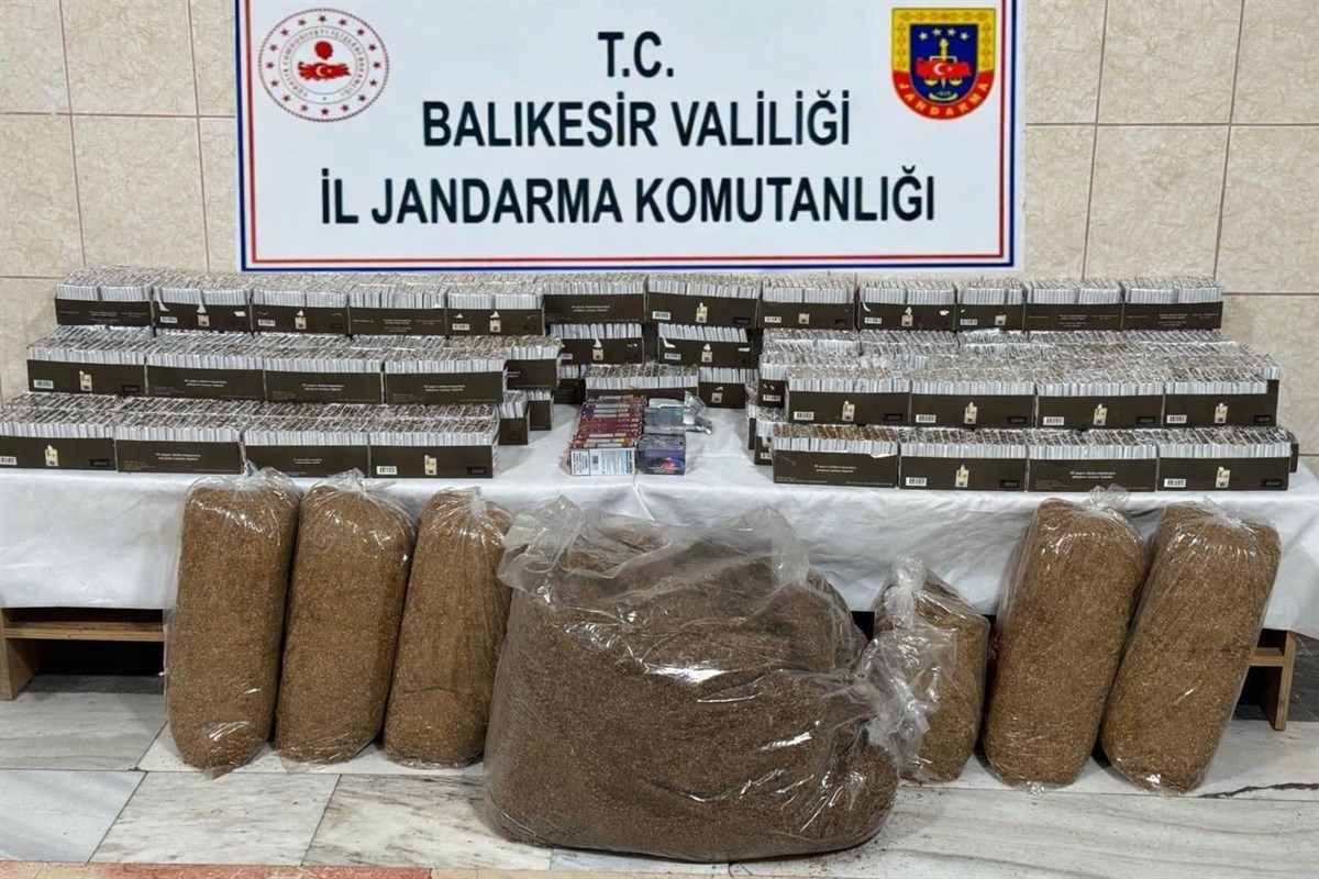 Balıkesir’de Dev Kaçakçılık Operasyonu:10 Şüpheli Yakalandı! 1 2 - Marmara Bölge Gazetesi