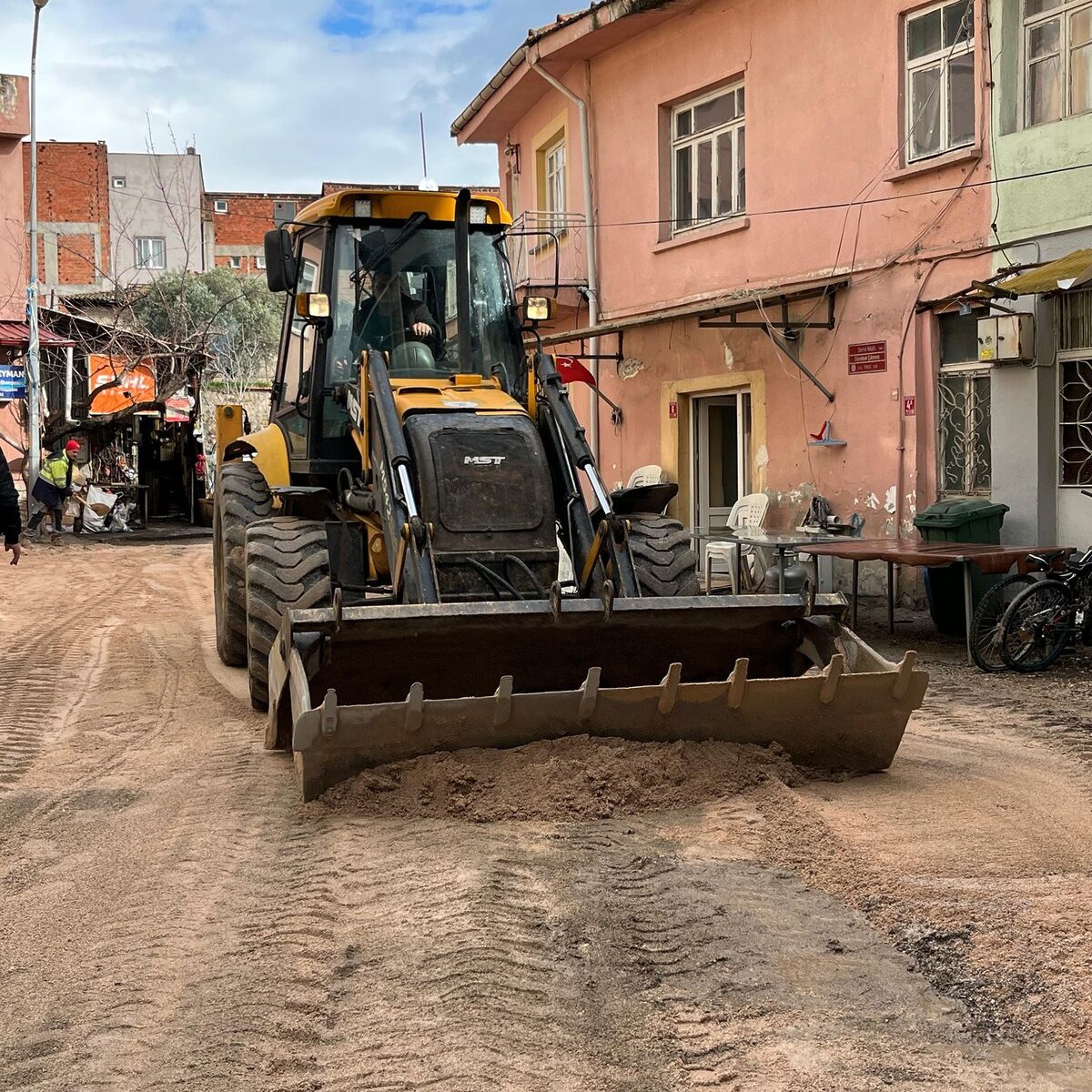 Hitay Caddesi’nde Düğmeye Basıldı 625018942 122229815696300867 4582216844014951226 n - Marmara Bölge Gazetesi