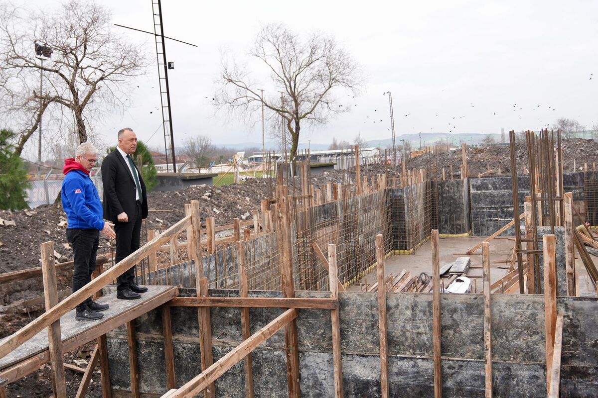 Balıkesir Gençlik ve Spor İl Müdürlüğü, Manyas’ta yapımı devam eden