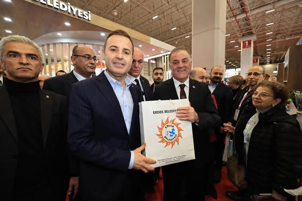 Erdek Dünya Turizmine Açıldı 630598487 1573129361522475 6862978096253876014 n - Marmara Bölge Gazetesi