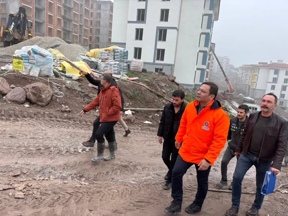 Sındırgı TOKİ 3. Etap’ta Altyapı Hamlesi 630981951 26066859692952001 2156674020940487332 n - Marmara Bölge Gazetesi