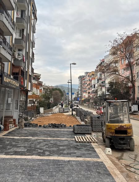 Erdek Kent Estetiği Güçleniyor 633353323 1577294094439335 155665647718402285 n - Marmara Bölge Gazetesi