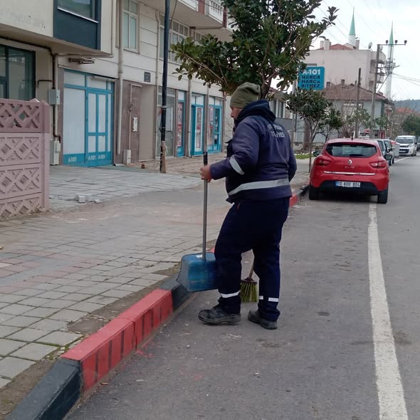 Susurluk’ta Temizlik Atağı! 640165902 1502698075192728 219569710608811241 n - Marmara Bölge Gazetesi