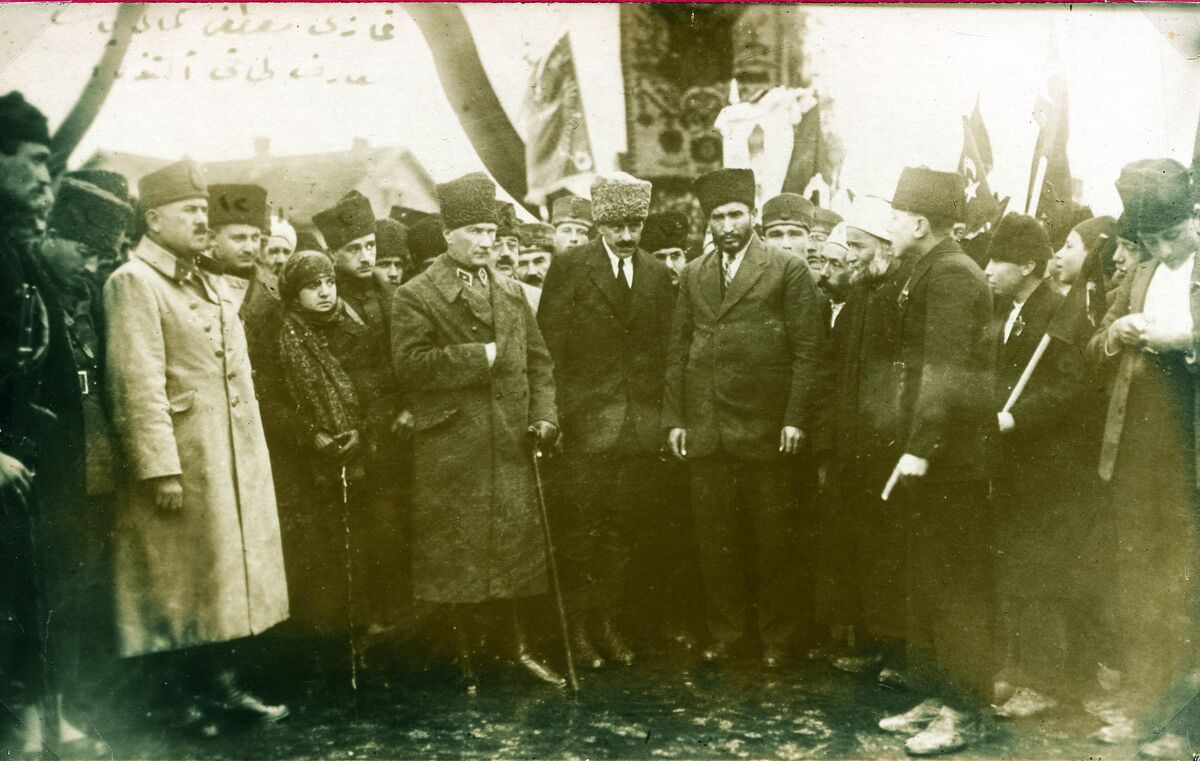 Cumhuriyet’in kurucusu Mustafa Kemal Atatürk’ün 6 Şubat 1923’te Balıkesir’e gelişinin