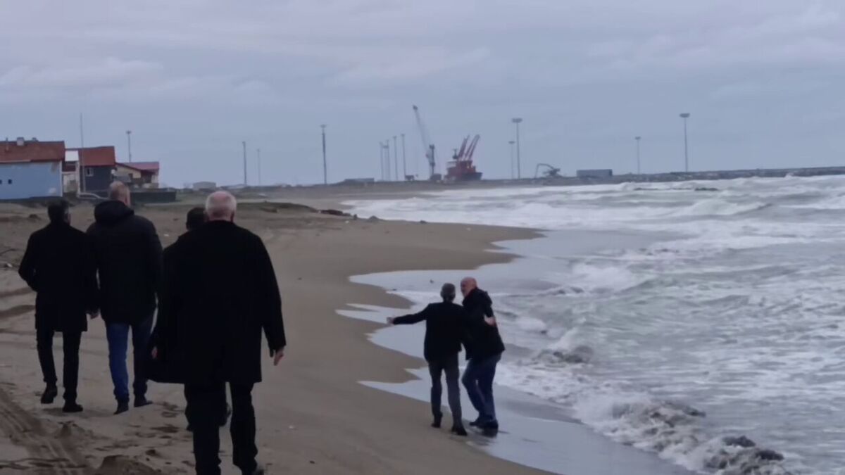 Kızını Göremeyen Baba Cinnet Geçirdi! AW634146 07 - Marmara Bölge Gazetesi