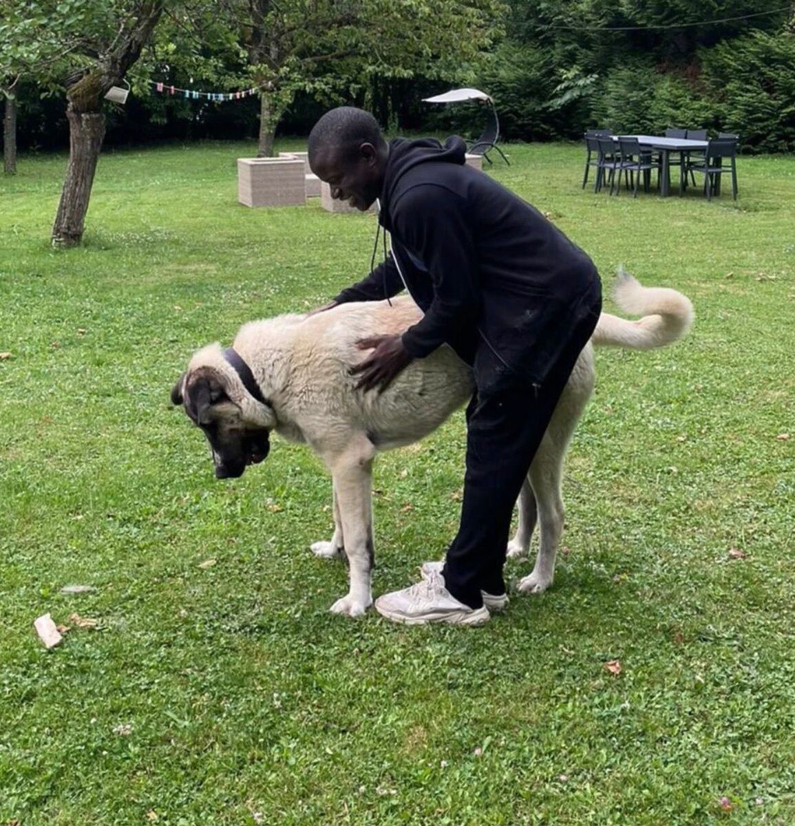 Fenerbahçe’nin Yeni Transferi Kanté’nin Türkiye’deki “Hatun Annesi” AW635175 05 - Marmara Bölge Gazetesi