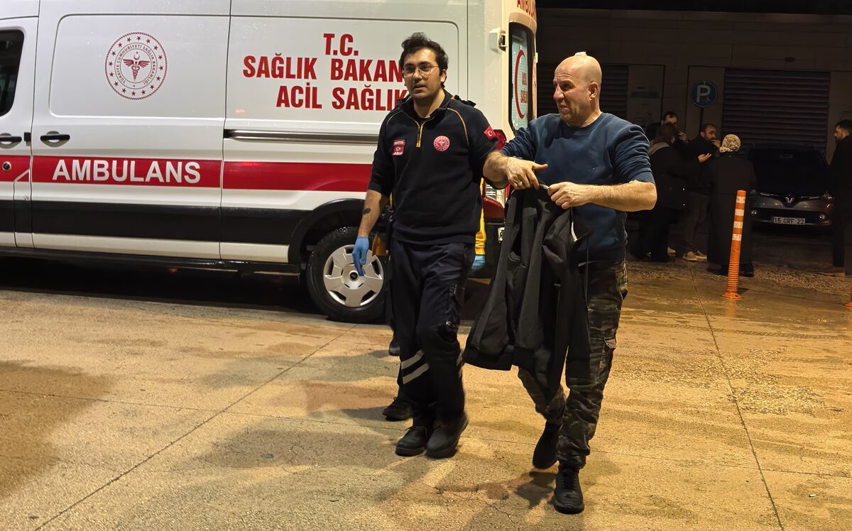 Alkol Alıp Tartıştığı Arkadaşının Kafasını Kırdı AW638442 03 - Marmara Bölge Gazetesi
