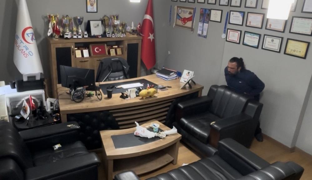 Heimlich’le Kendini Kurtardı AW638829 02 - Marmara Bölge Gazetesi