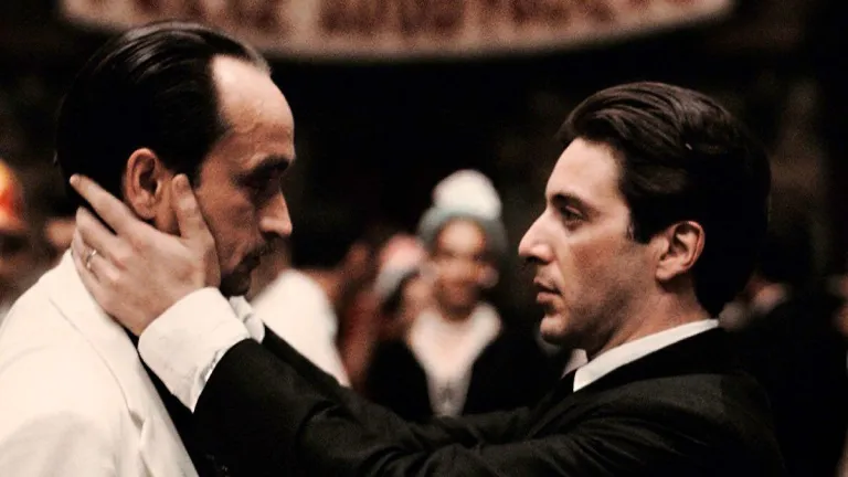 Fredo and Michael Corleone in The Godfather Part II - Marmara Bölge Gazetesi