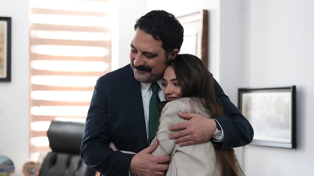 Kıskanmak’ta Sırlar Bir Bir Ortaya Çıktı: 21. Bölüm Finali Nefes Kesti Kiskanmak gallery 7754 1770027452 698079bce3080 - Marmara Bölge Gazetesi