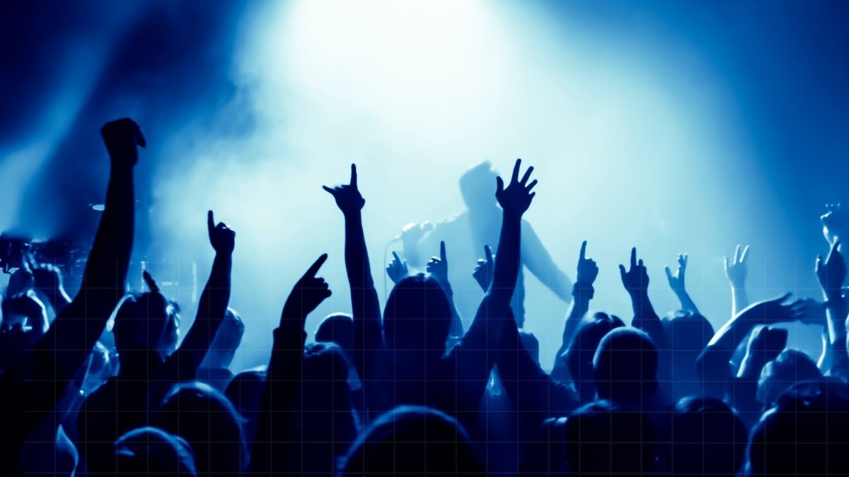 Ayvalık’ta müzik dolu bir akşam sanatseverleri bekliyor. Ayvalık Belediyesi’nin paylaştığı