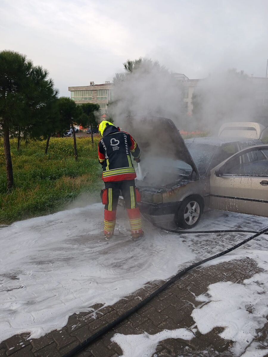 LPG’li Otomobil Alev Topuna Döndü! WhatsApp Image 2026 02 09 at 13.18.06 - Marmara Bölge Gazetesi