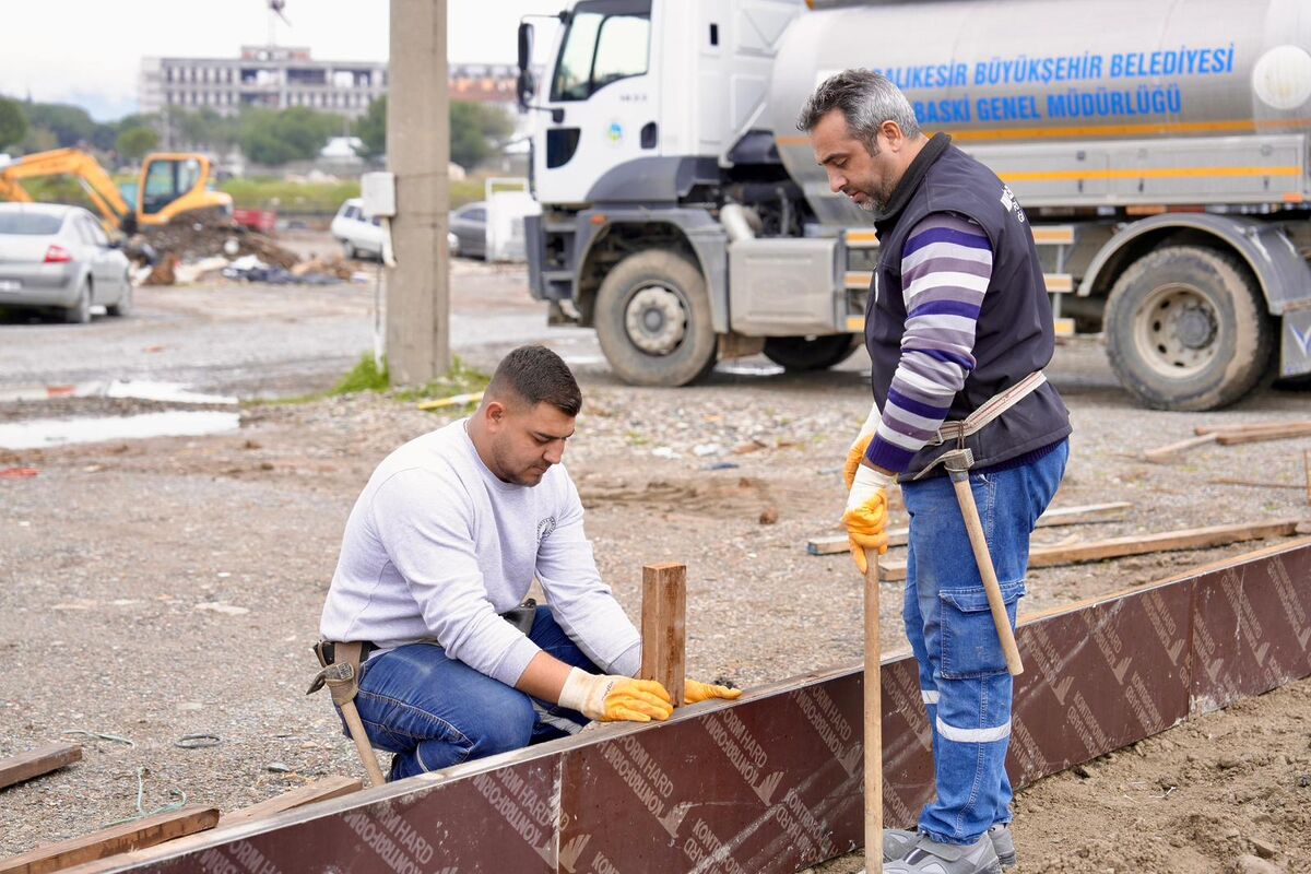 Burhaniye’ye Yeni Merkez! WhatsApp Image 2026 02 10 at 10.40.21 1 - Marmara Bölge Gazetesi