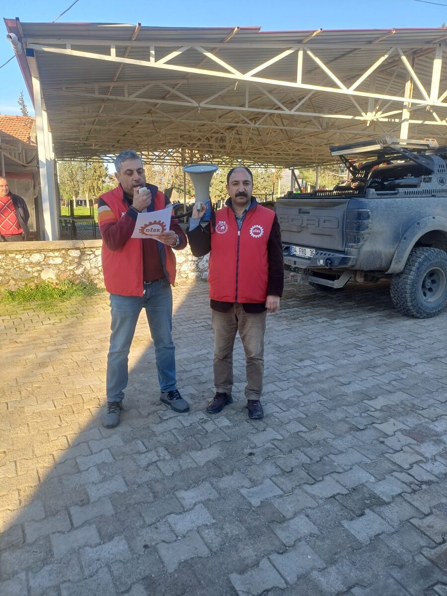 Burhaniye’de Ana Yol Kapandı, Kriz Çıktı! WhatsApp Image 2026 02 19 at 18.47.17 - Marmara Bölge Gazetesi