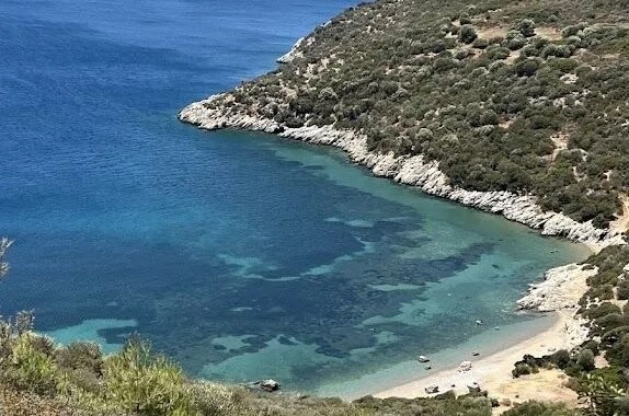 Turkuaz Suları ve Doğal Sessizliğiyle Keşfedilmeyi Bekleyen Koy baradan koyu 1 - Marmara Bölge Gazetesi