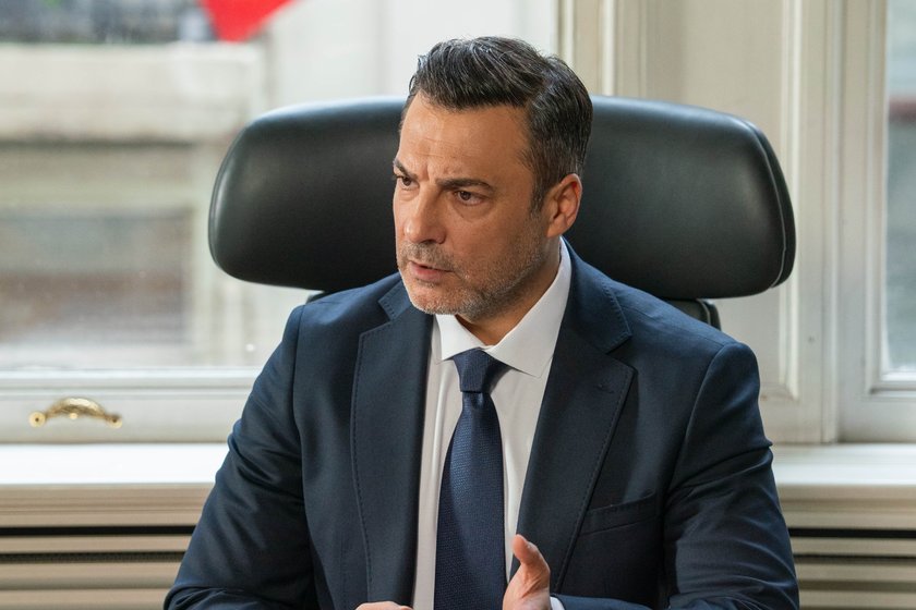 Show Tv’nin ilgiyle takip edilen dizilerinden Kızılcık Şerbeti, yeni bölümü