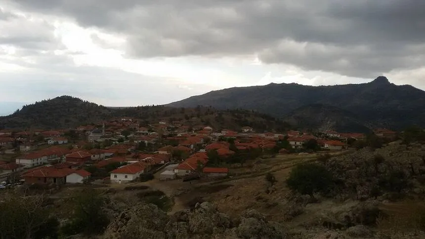 Edremit’e Yakın Adrenalin Dolu Köy cikrikci koyu - Marmara Bölge Gazetesi