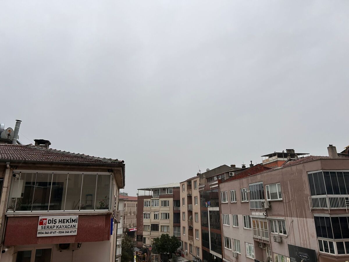 Sağanak Balıkesir’i Felç Etti! Çarşı Göle Döndü df5a80e3 7ad8 4530 a09d 9f83939f9fbc - Marmara Bölge Gazetesi
