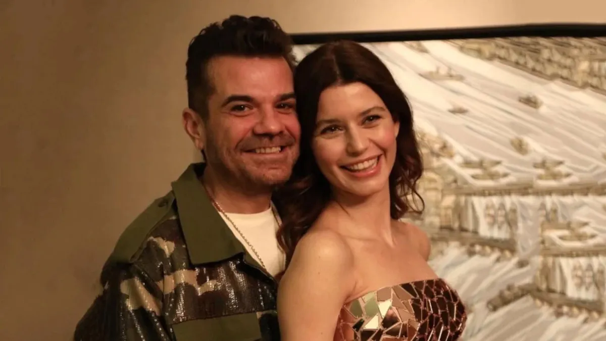 Kenan Doğulu'dan Eşi Beren’e Müzik Kariyerine Tam Destek! kenan dogulu beren saat ile tanismasini anlatti ilk gordugumde zaman durdu - Marmara Bölge Gazetesi