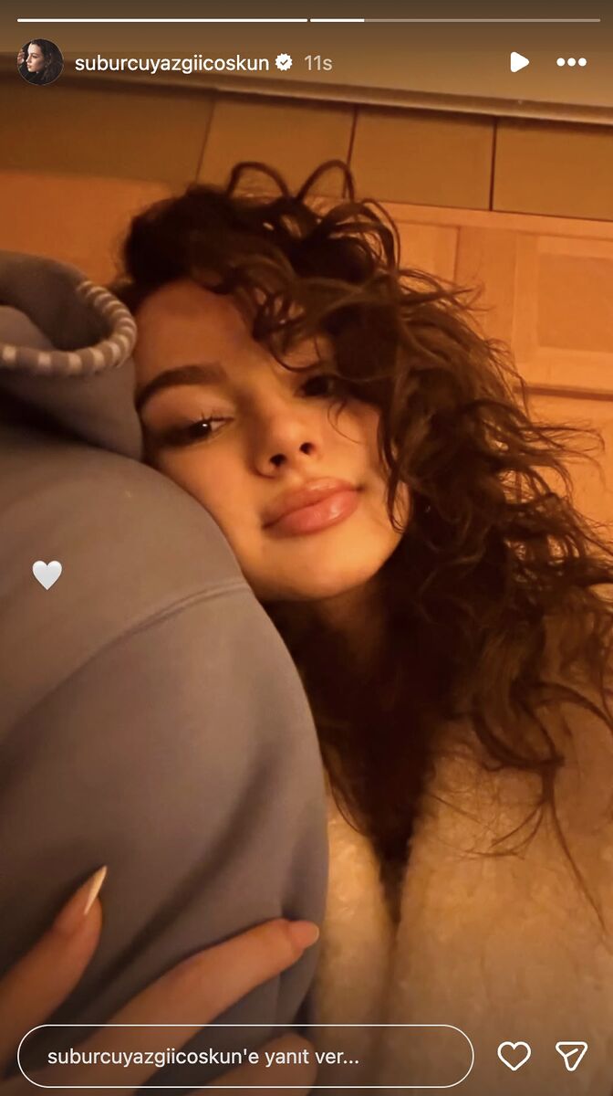 Su Burcu Yazgı Coşkun Aşkını mı İlan Etti? Gizemli Poz Gündem Yarattı s 333204cdb9b9c8f409642b40b80a9a7dee36ec35 - Marmara Bölge Gazetesi