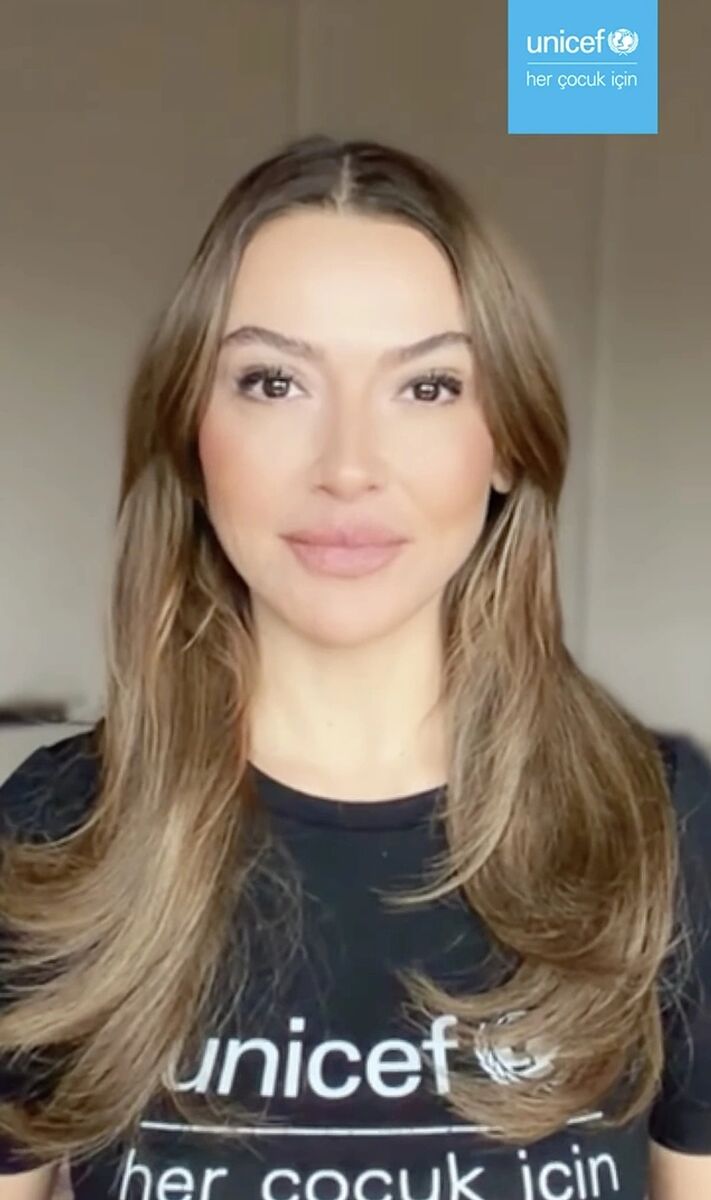 UNICEF Videosu Tartışılan Hadise Sessizliğini Bozdu! s abb425865e13cfdab09ec8d57ae0d7d00a6a3b43 - Marmara Bölge Gazetesi