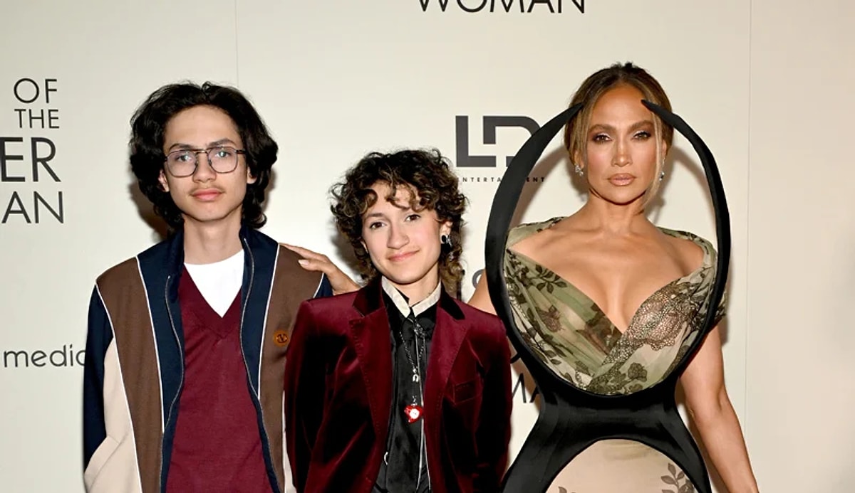Jennifer Lopez’in Oğlu Max’in Son Hali Gündem Oldu s cdebeb3625a8dfe07a6d315be794cf900c32dc9d - Marmara Bölge Gazetesi