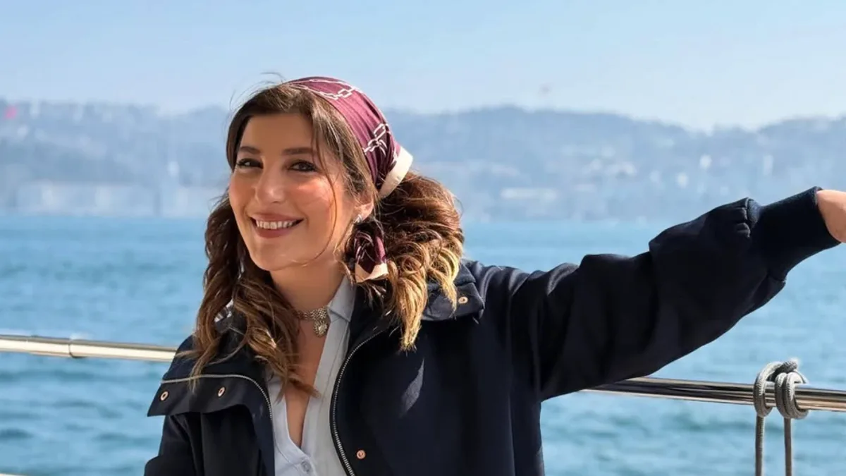 Ünlü Oyuncu Rüya Gibi'nin Final Haberini TikTok'tan Duyurdu sebnem bozoklu kimdir kariyeri ozel hayati ve yer aldigi projeler hakkinda merak edilenler - Marmara Bölge Gazetesi