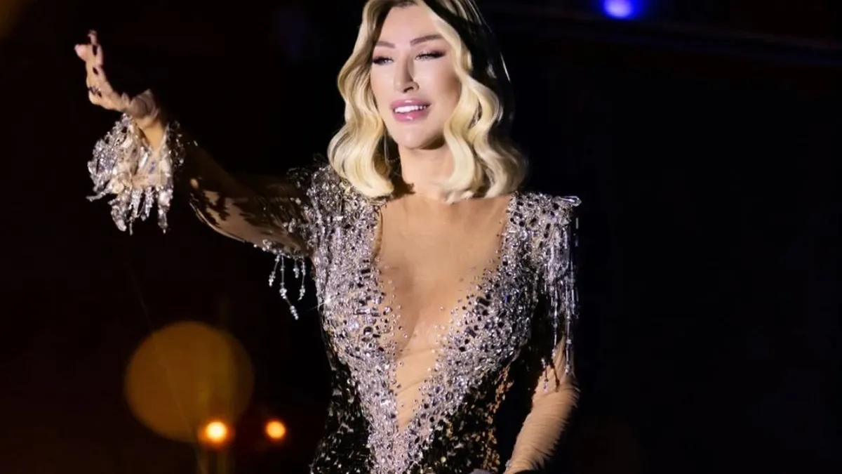 Megastar Tarkan’ın İstanbul’da kapalı gişe devam eden konserleri, bu kez
