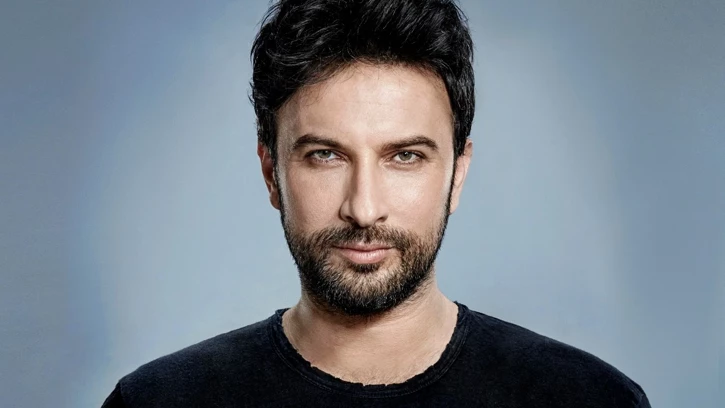 Megastar Tarkan’ın Romantik Paylaşımı Sosyal Medyayı Salladı tarkan v1apCBtT - Marmara Bölge Gazetesi