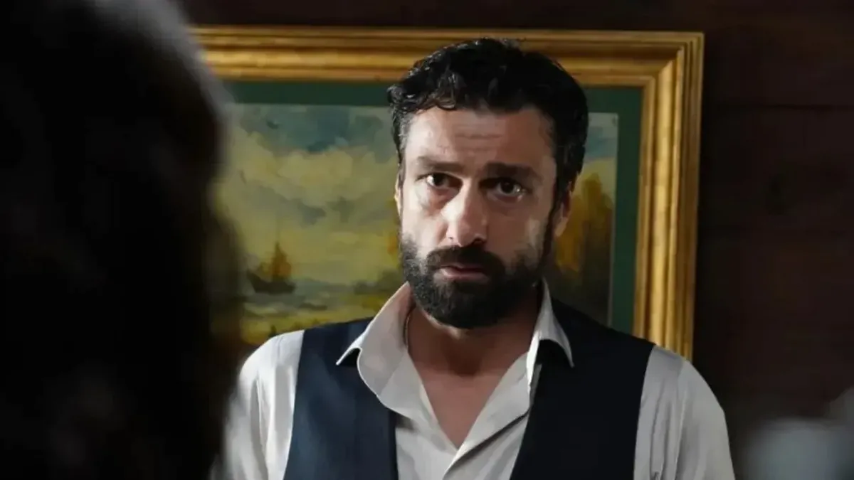 tasacak bu denizin serifi aytek sayan havalimaninda gergin anlar yasadi arkadaslarini 3269873 - Marmara Bölge Gazetesi
