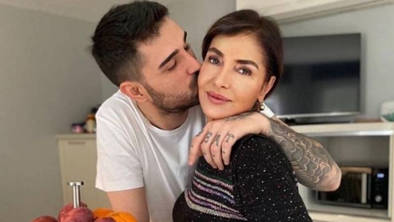 Tatlıses Ailesinde Kriz Büyüyor! Ahmet Tatlıses’ten Kan Donduran İbrahim Tatlıses İddiası 1758873058152 yeni proje 4 - Marmara Bölge Gazetesi