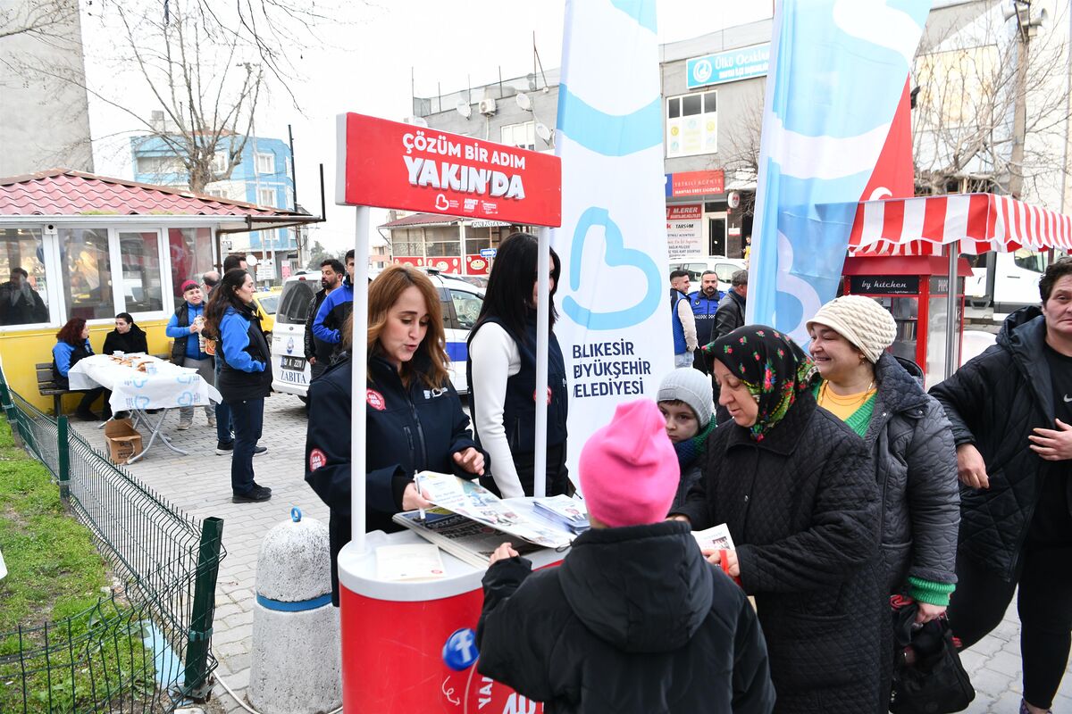 1133 Mahallede "Yakın Çözüm" Seferberliği: Büyükşehir Her An Yanınızda 20908121321133 Mahallede Yakin Cozum Seferberligi Buyuksehir Her An Ya - Marmara Bölge Gazetesi