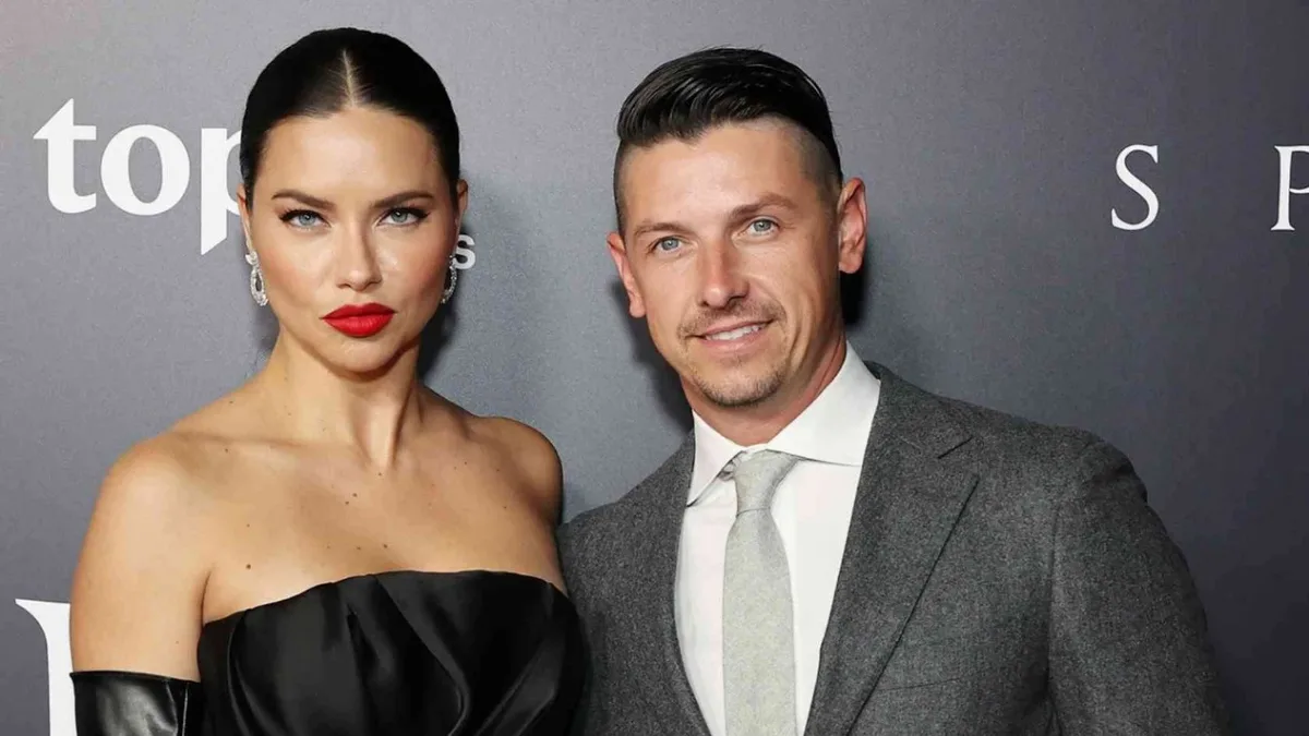 Dünyaca ünlü model Adriana Lima, 40 yaşında yeniden anne olacağını