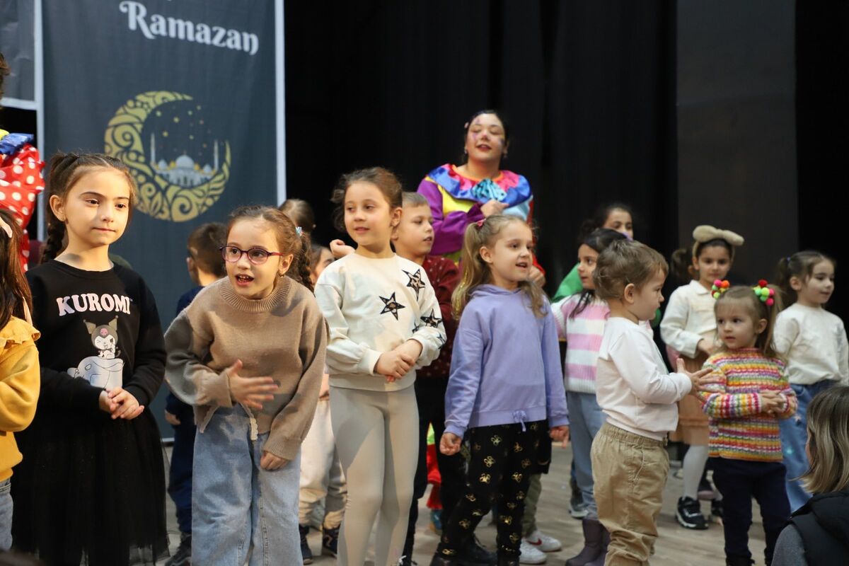 Gönen Belediyesi’nden Çocuklara Özel Gece 645757758 1379610050875695 5702333860738716528 n - Marmara Bölge Gazetesi